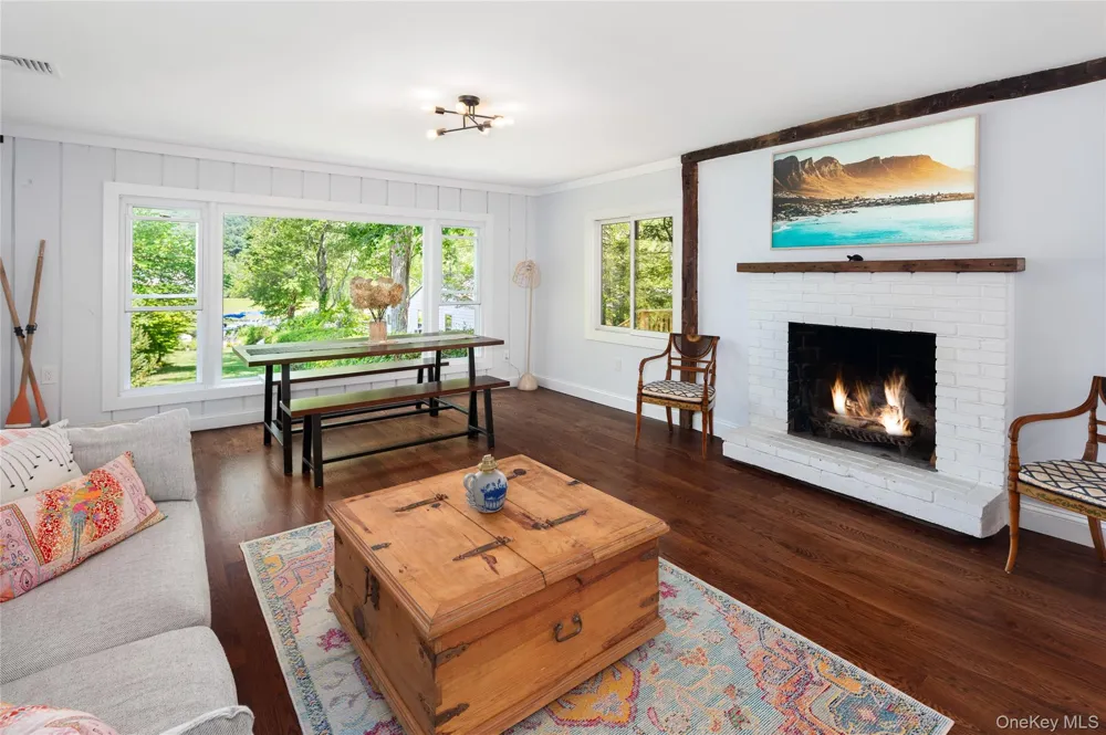 9 S Shore Drive South Salem, NY 10590