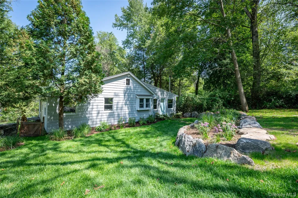 9 S Shore Drive South Salem, NY 10590