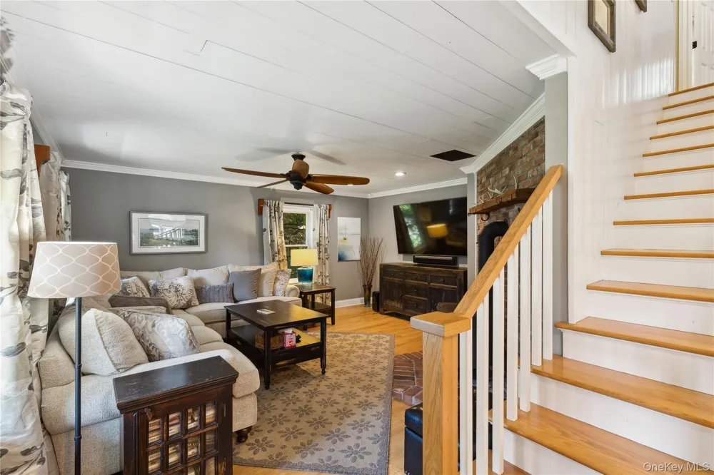 105 Ole Jule Lane Mattituck, NY 11952