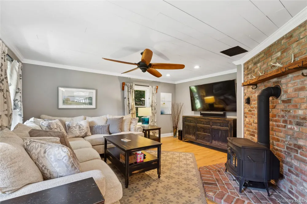 105 Ole Jule Lane Mattituck, NY 11952