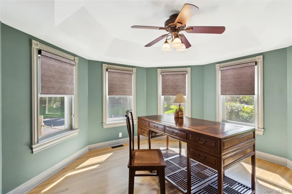 105 Ole Jule Lane Mattituck, NY 11952