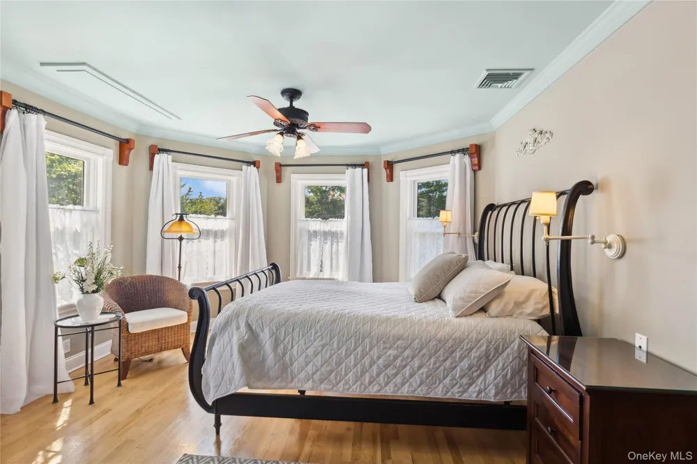 105 Ole Jule Lane Mattituck, NY 11952