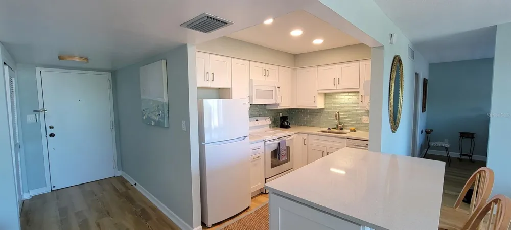 632 EDGEWATER DRIVE #537 Dunedin, FL 34698