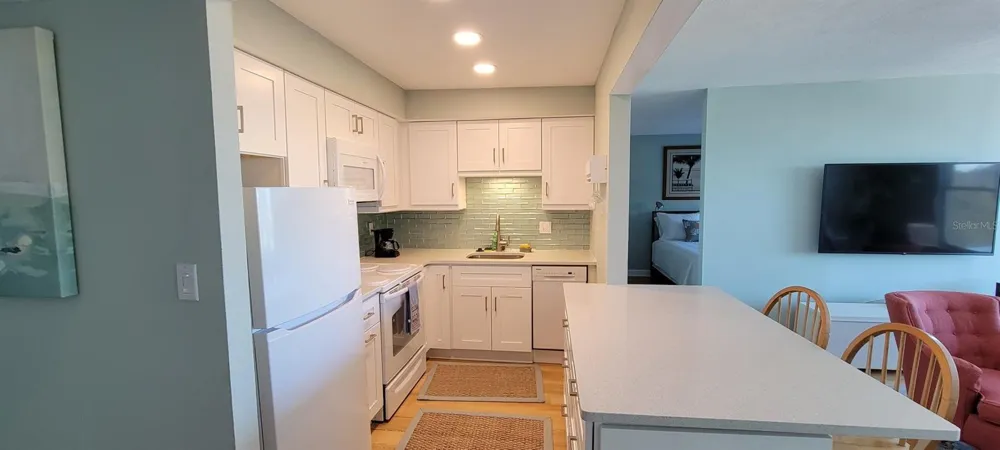 632 EDGEWATER DRIVE #537 Dunedin, FL 34698