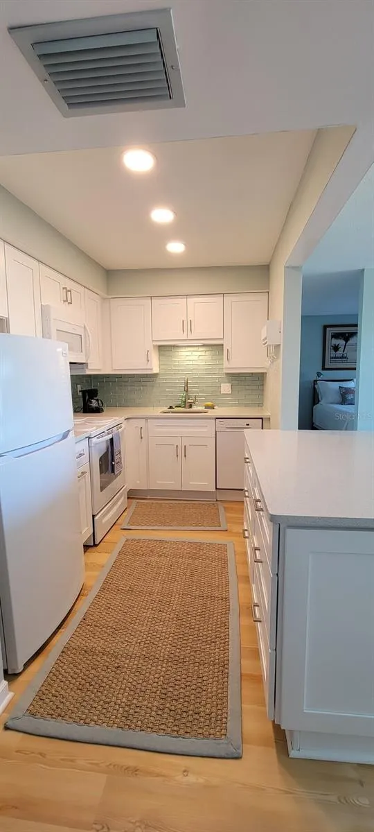 632 EDGEWATER DRIVE #537 Dunedin, FL 34698
