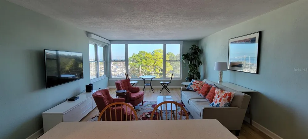 632 EDGEWATER DRIVE #537 Dunedin, FL 34698