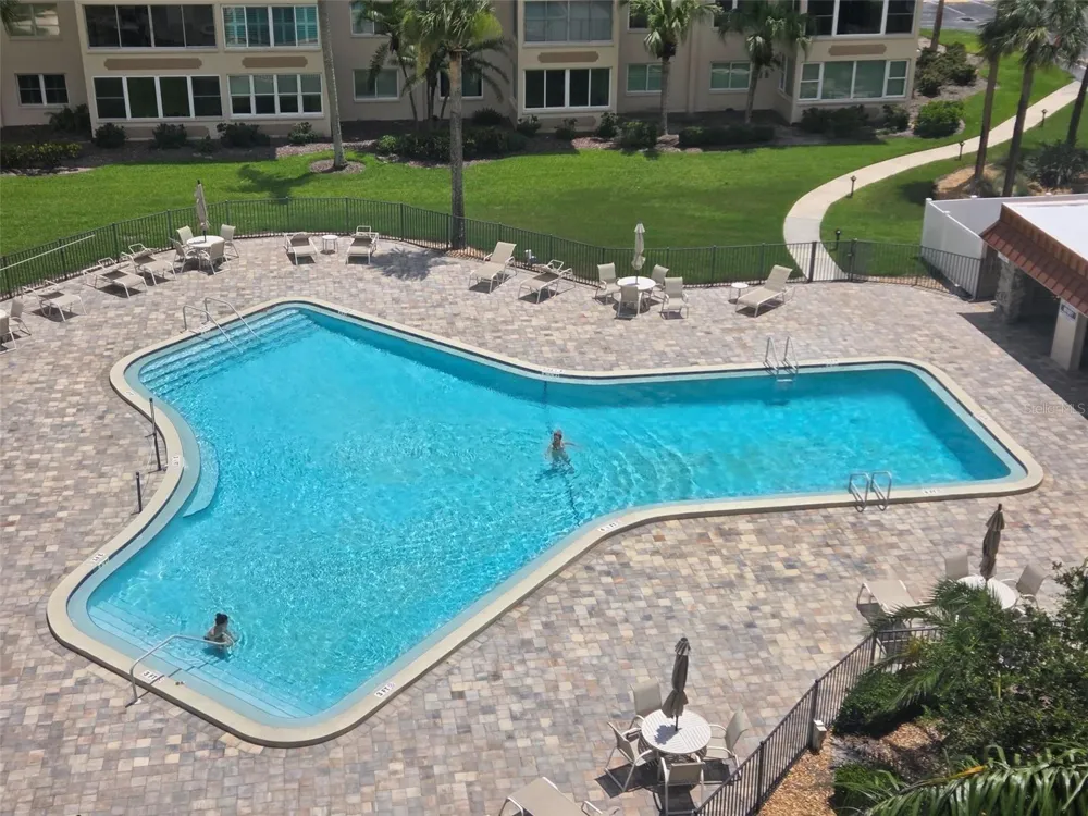 632 EDGEWATER DRIVE #537 Dunedin, FL 34698