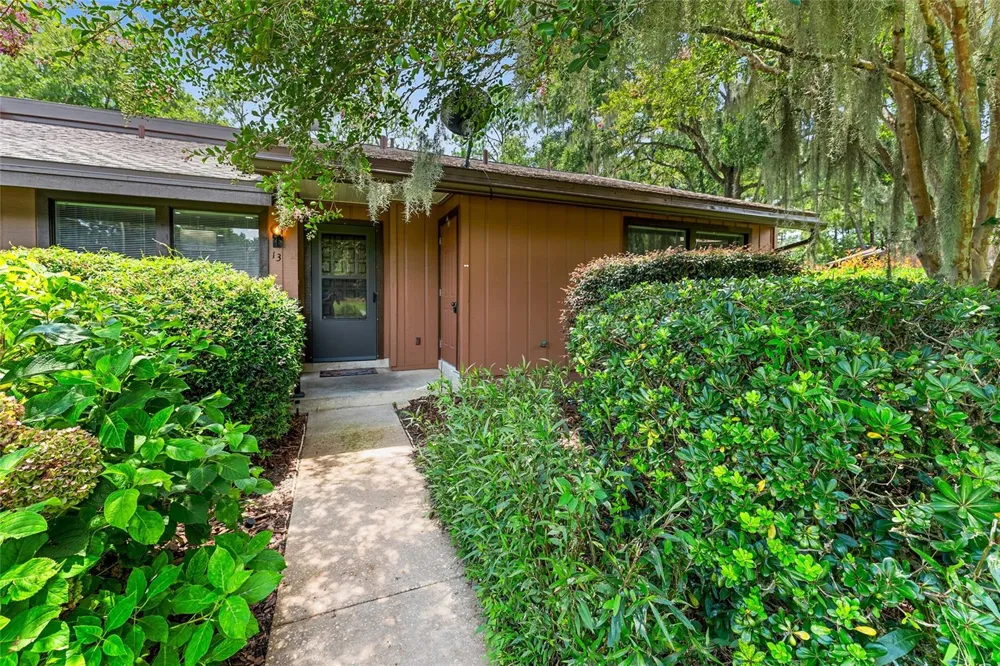 19660 SW 83RD PLACE ROAD #C13 Dunnellon, FL 34432