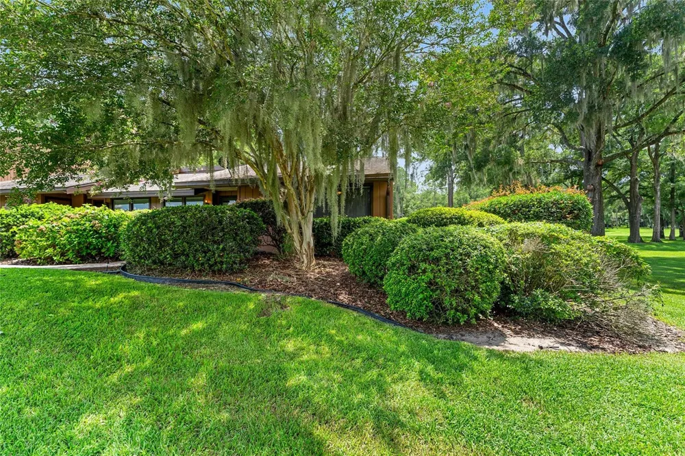 19660 SW 83RD PLACE ROAD #C13 Dunnellon, FL 34432