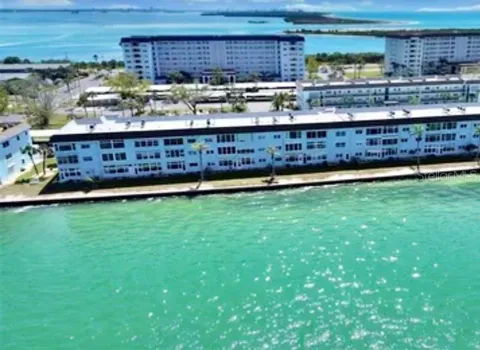 7 DUNOON PLACE #203