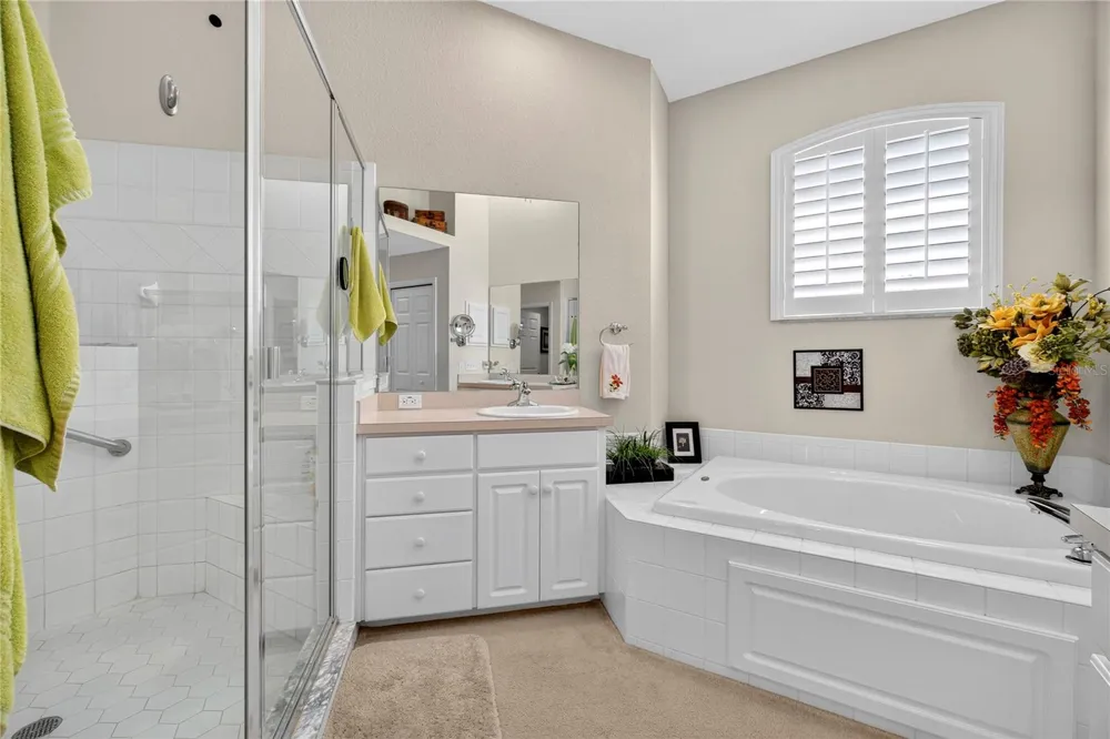 516 GRASSLANDS VILLAGE CIRCLE Lakeland, FL 33803