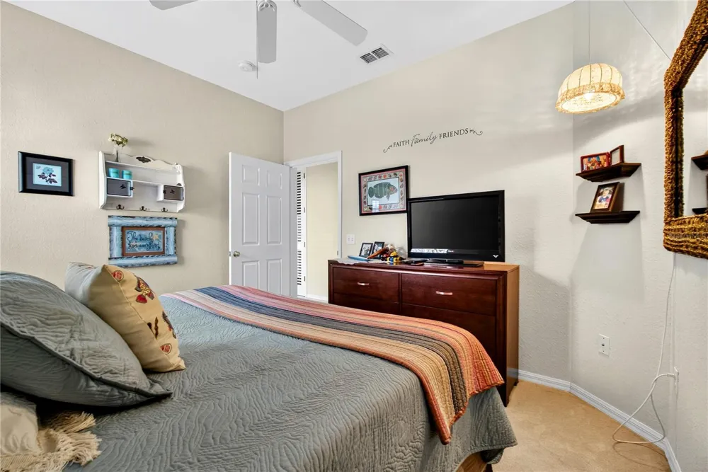 516 GRASSLANDS VILLAGE CIRCLE Lakeland, FL 33803