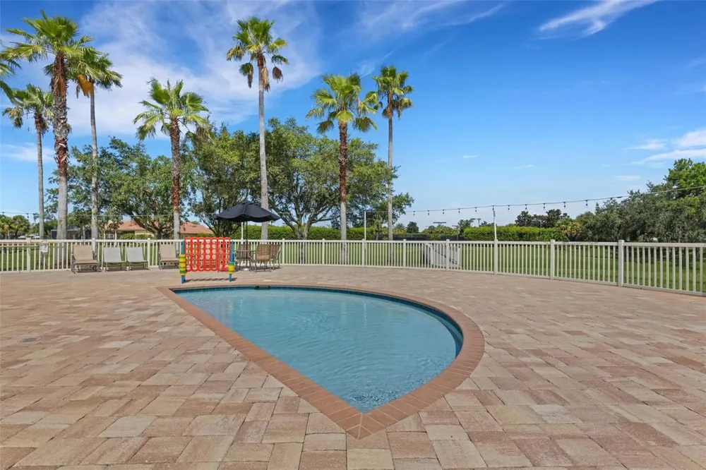 516 GRASSLANDS VILLAGE CIRCLE Lakeland, FL 33803