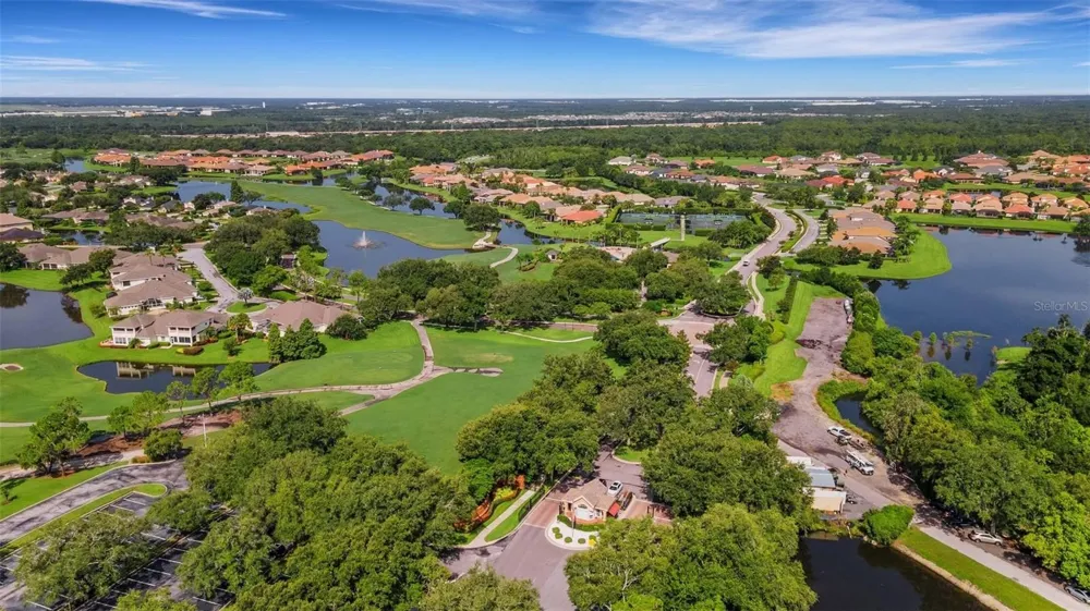 516 GRASSLANDS VILLAGE CIRCLE Lakeland, FL 33803