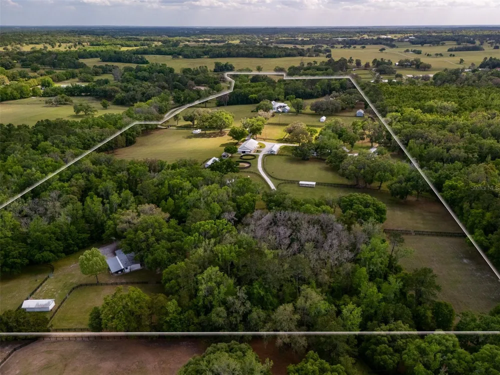 8393 NW 110TH STREET Reddick, FL 32686