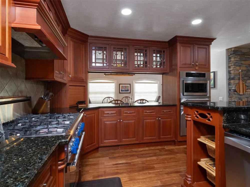 8393 NW 110TH STREET Reddick, FL 32686