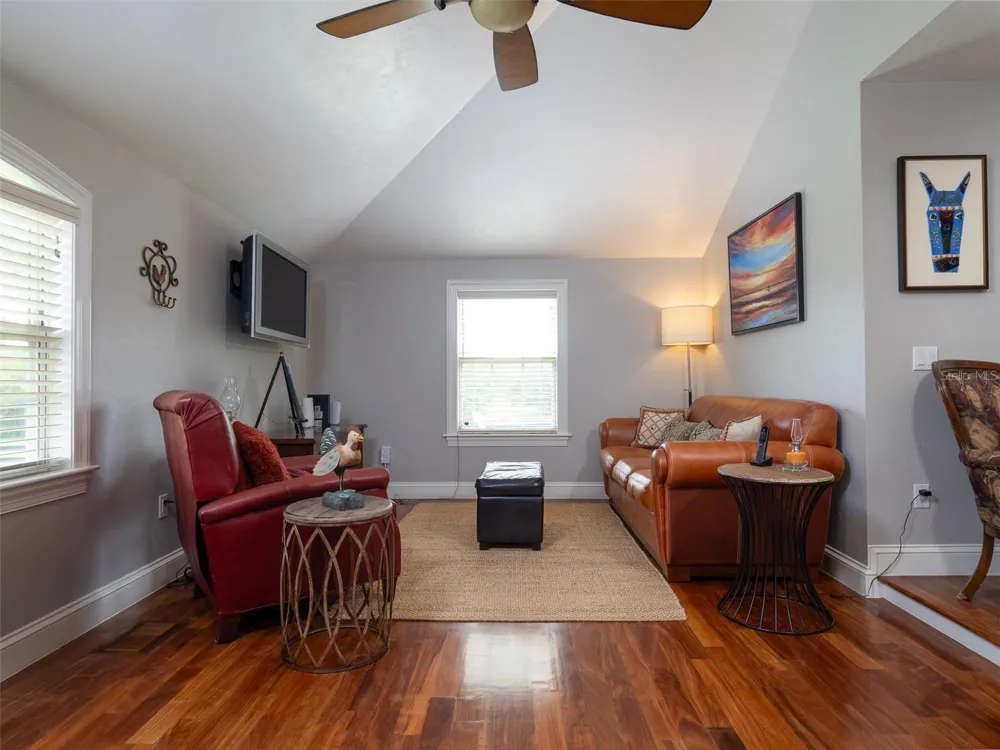 8393 NW 110TH STREET Reddick, FL 32686