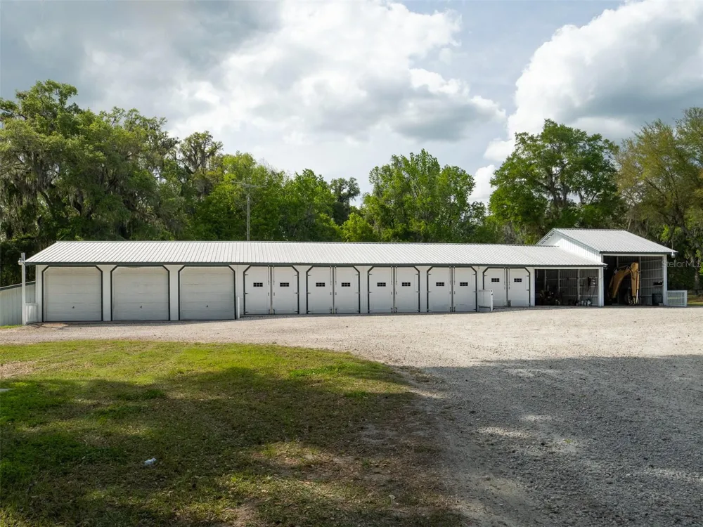 8393 NW 110TH STREET Reddick, FL 32686