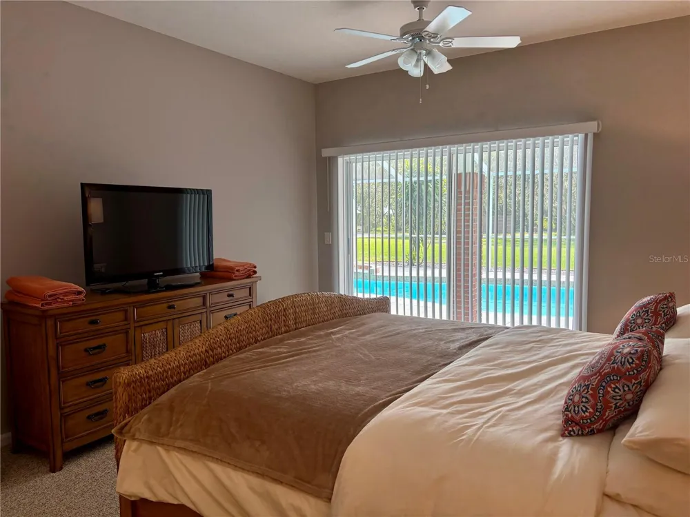 1950 BERN CREEK LOOP Sarasota, FL 34240