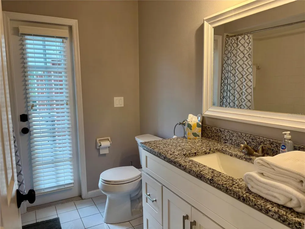 1950 BERN CREEK LOOP Sarasota, FL 34240
