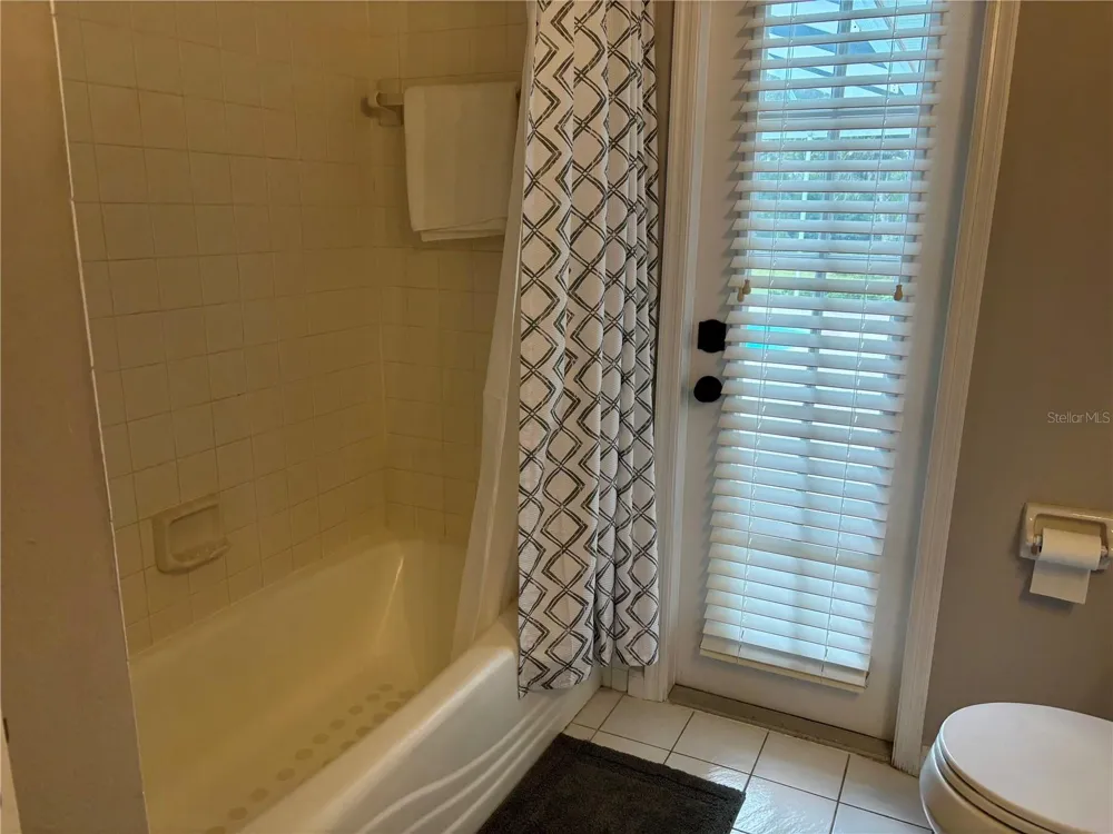 1950 BERN CREEK LOOP Sarasota, FL 34240
