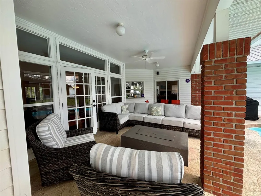 1950 BERN CREEK LOOP Sarasota, FL 34240