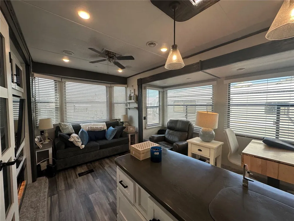 136 BAHIA DRIVE Palmetto, FL 34221