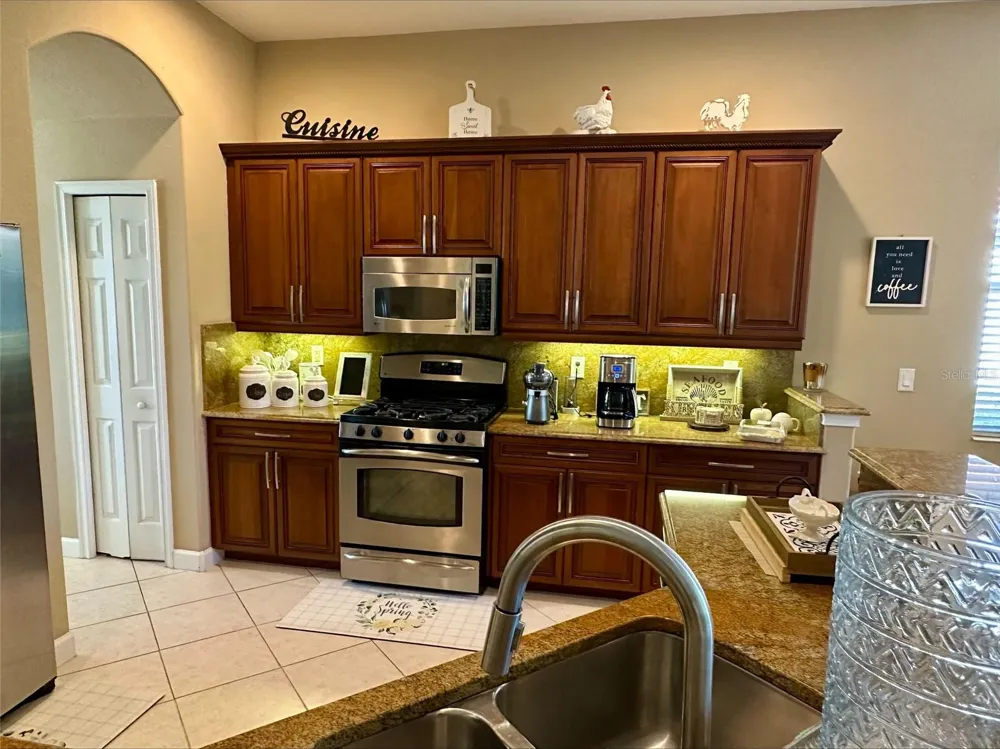 137 MEDICI TERRACE North Venice, FL 34275