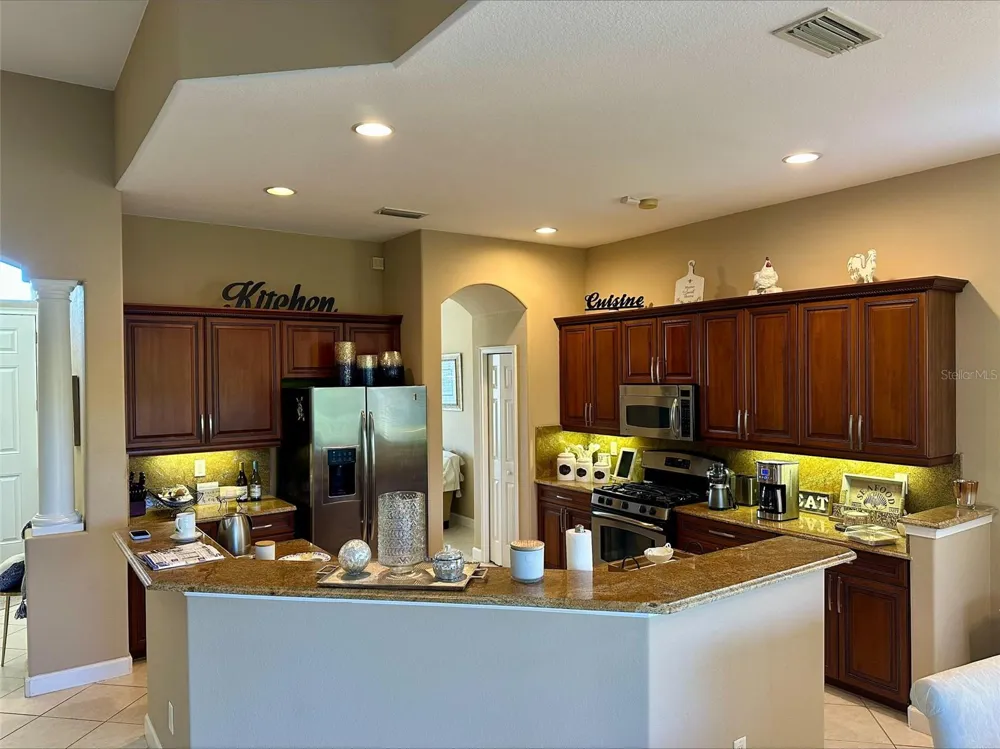 137 MEDICI TERRACE North Venice, FL 34275