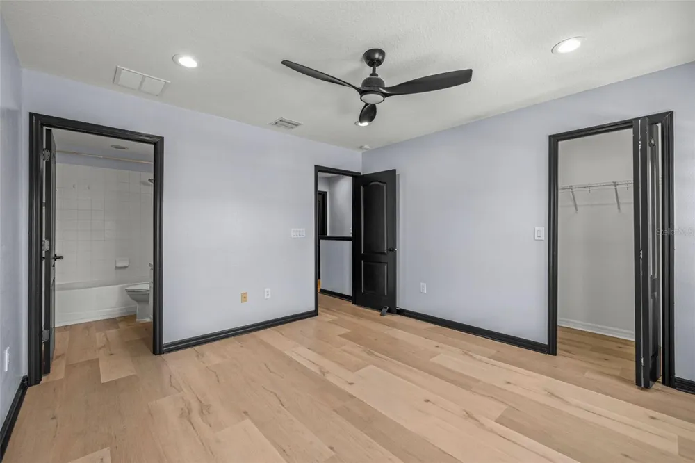 6912 TOWERING SPRUCE DRIVE #6912 Riverview, FL 33578
