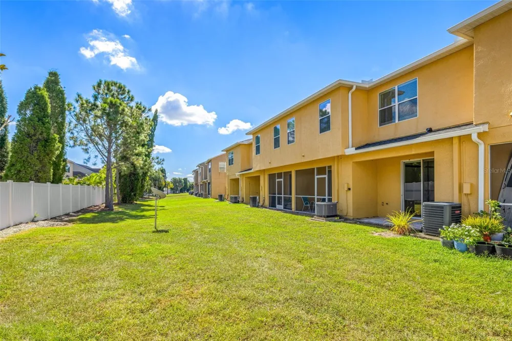6912 TOWERING SPRUCE DRIVE #6912 Riverview, FL 33578