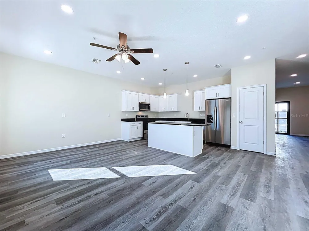 4370 CAMBIO GARDENS COURT Tampa, FL 33610