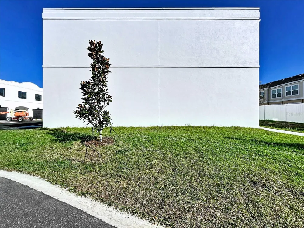 4370 CAMBIO GARDENS COURT Tampa, FL 33610