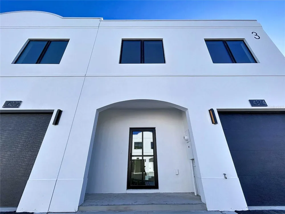 4370 CAMBIO GARDENS COURT Tampa, FL 33610