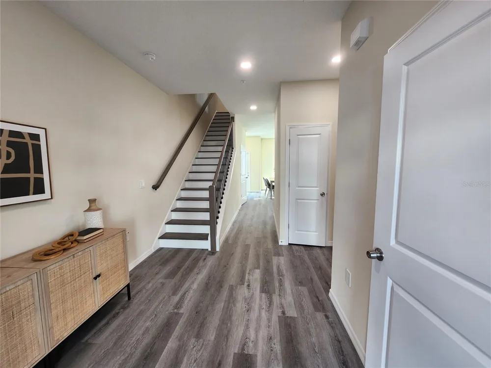 4370 CAMBIO GARDENS COURT Tampa, FL 33610