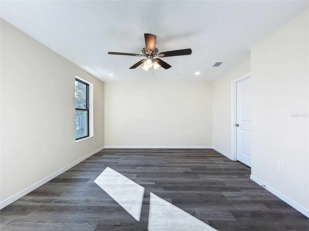 4368 CAMBIO GARDENS COURT Tampa, FL 33610