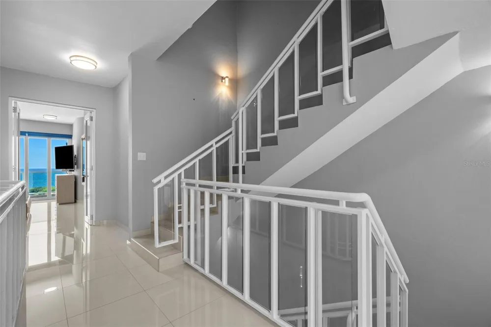1 SHELL CASTLE CLUB #74 Humacao, PR 00791