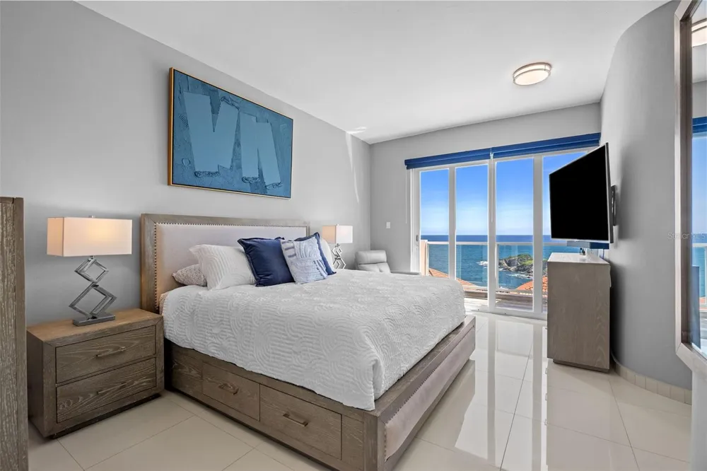 1 SHELL CASTLE CLUB #74 Humacao, PR 00791