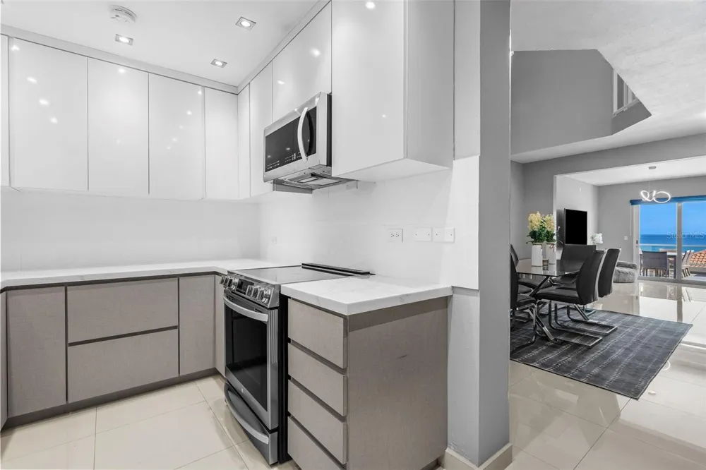1 SHELL CASTLE CLUB #74 Humacao, PR 00791