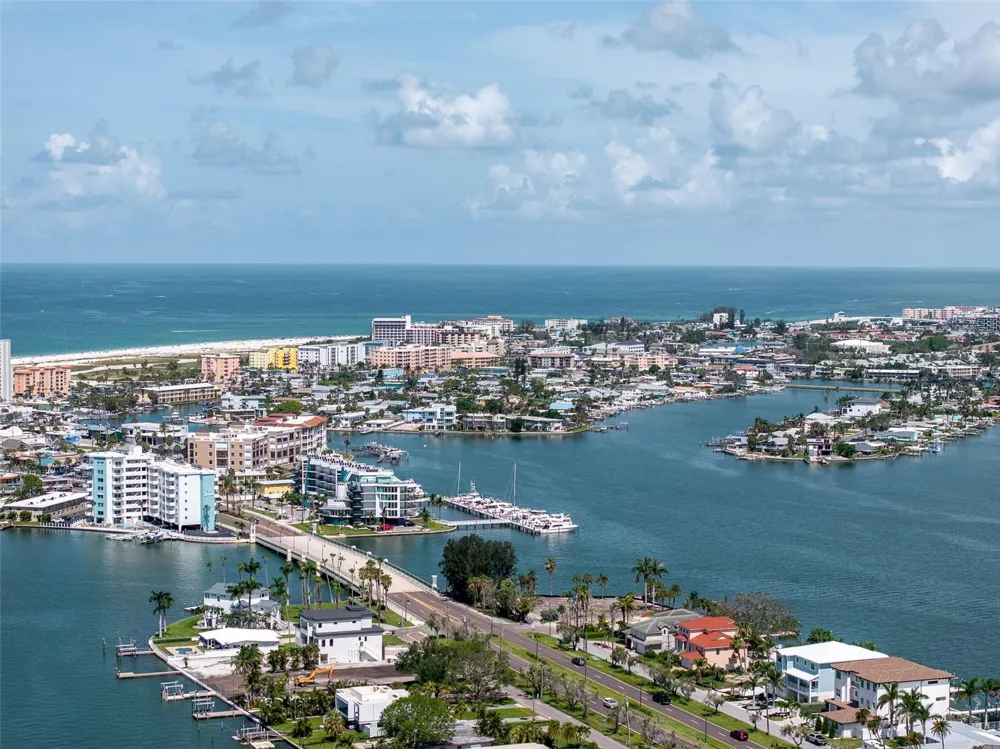 2 PARADISE LANE Treasure Island, FL 33706
