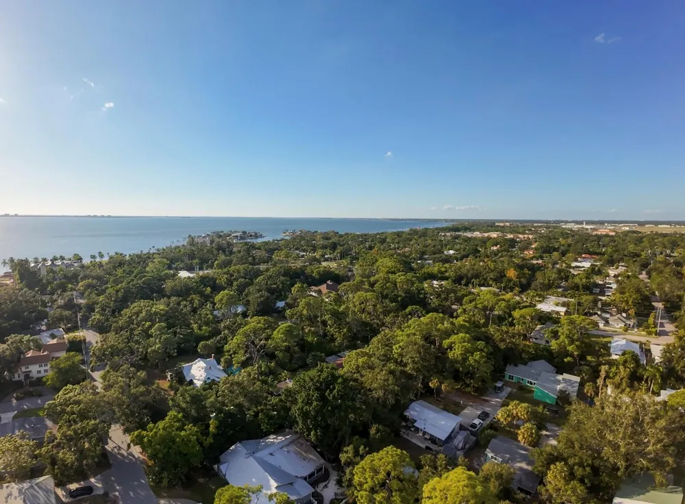 550 46TH STREET Sarasota, FL 34234