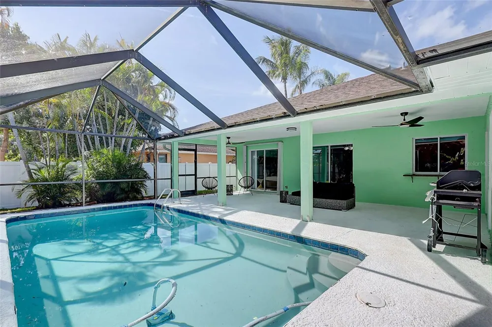 238 SW GROVE AVENUE Port St Lucie, FL 34983