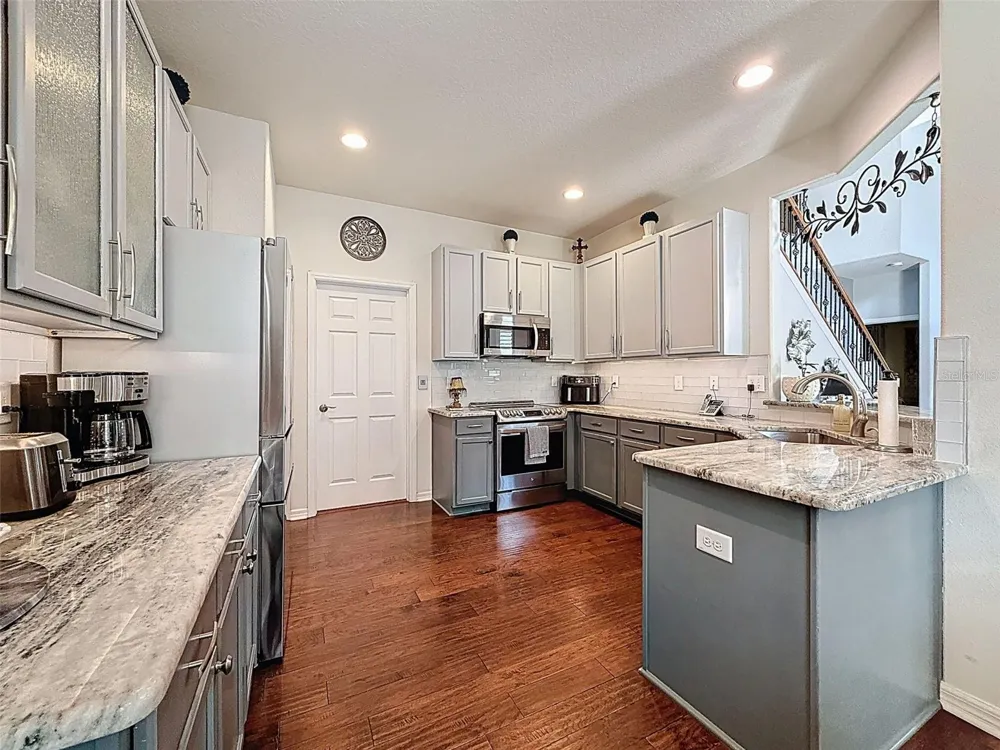 2539 SILVERBACK COURT Palm Harbor, FL 34684
