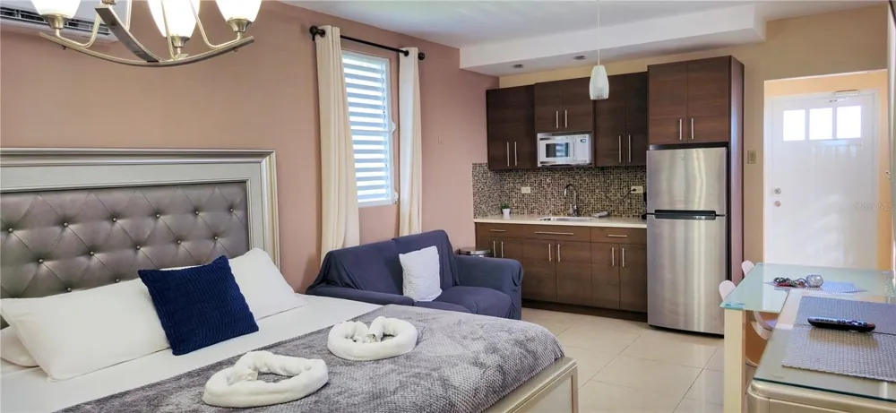 250 LAS DELICIAS Culebra, PR 00775