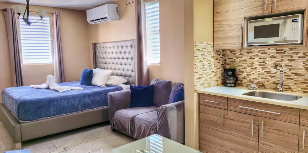 250 LAS DELICIAS Culebra, PR 00775