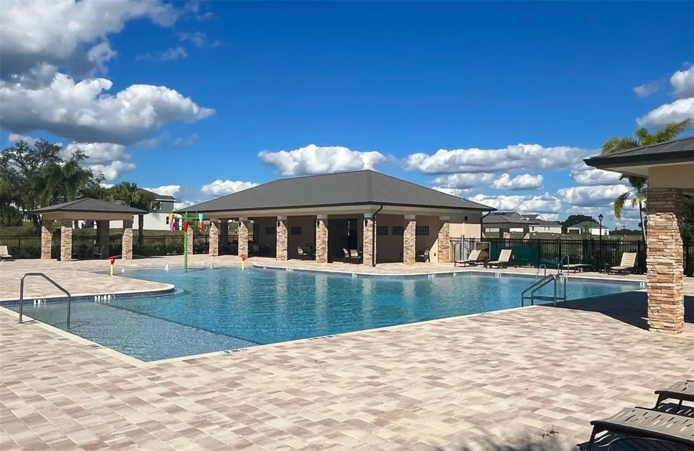 6708 SPOTTED EAGLE LOOP Howey In The Hills, FL 34737