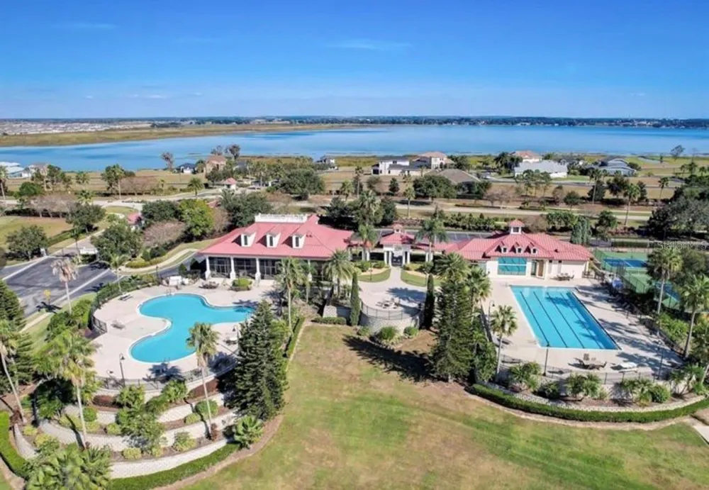 808 WATERFERN TRAIL DRIVE Auburndale, FL 33823