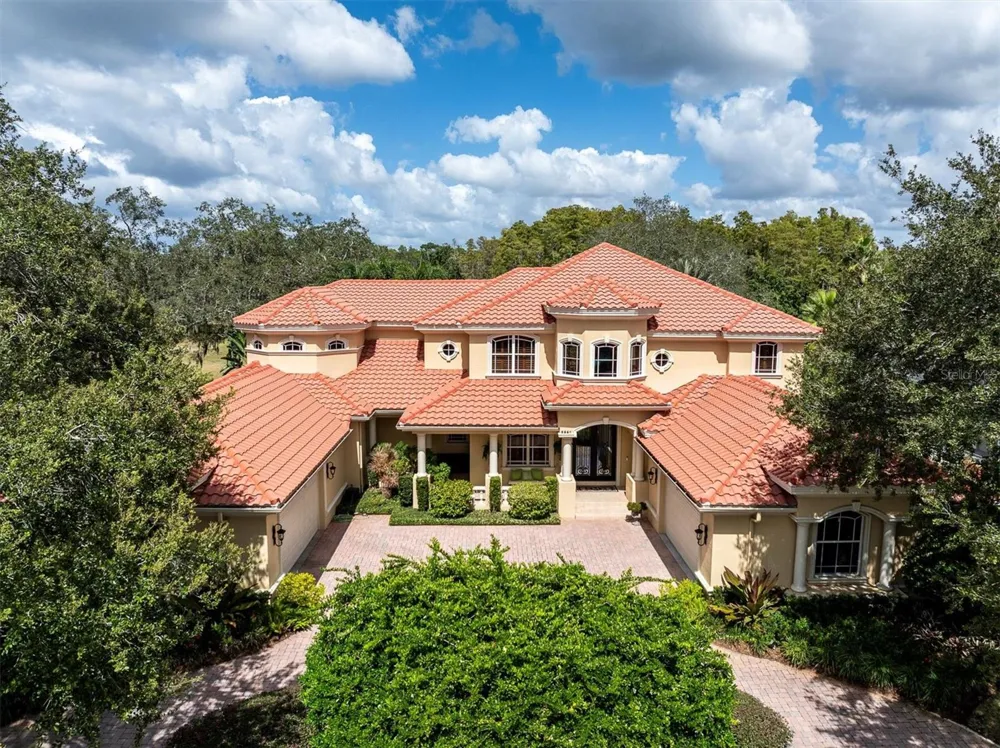 2861 ROEHAMPTON CLOSE Tarpon Springs, FL 34688