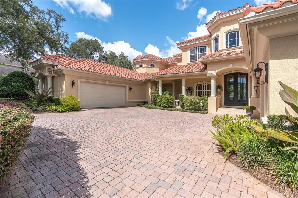 2861 ROEHAMPTON CLOSE Tarpon Springs, FL 34688