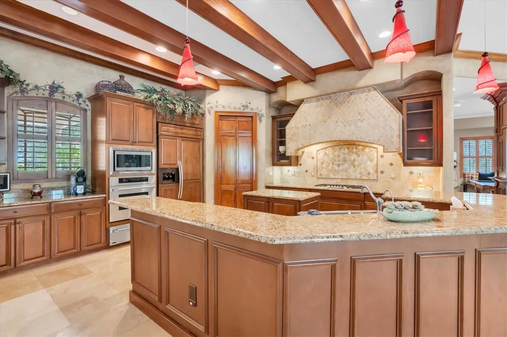 2861 ROEHAMPTON CLOSE Tarpon Springs, FL 34688